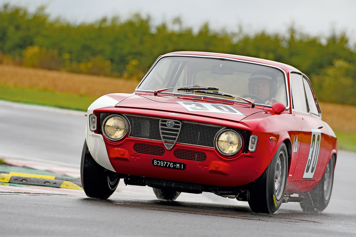 純正最安 Alfa Romeo Giulia GTAm 24h. 1971 スロットカー safetec.com.br